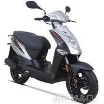 Kymco Agility 50 4T E5 25 km/h (bez řidičského oprávnění) - barva stříbrná matná