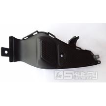 Přední pravý nášlapný plast podlahy - Aprilia SR Max, Gilera Nexus