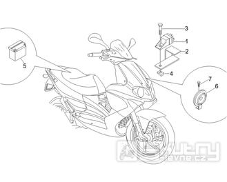 6.05 Baterie, houkačka, relé - Gilera Runner 125 "SC" VX 4T 2006 UK (ZAPM46300)