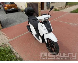 Peugeot Tweet 125, 701 km – pravidelný servis