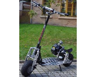 Benzínová koloběžka Nitro scooters XG10