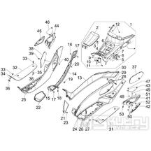 2.31 Středové plasty kapotáže, stupačky - Gilera Fuoco 500ccm 4T-4V ie E3 LT od 2013 (ZAPM83100...)