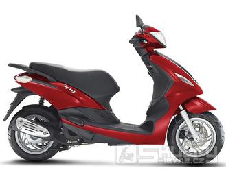 Piaggio new Fly 125ie 3V LEm - předváděcí model 2015