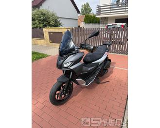 Aprilia SR GT 125, 16479km – pravidelný servis + přezutí zadní pneu