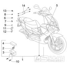 6.08 Elektroinstalace, pojistky - Gilera Runner 125 VX 4T 2006-2007 UK (ZAPM46300)