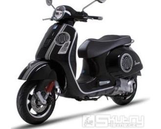 Polepy se stříbrnými proužky - Vespa GTS Super