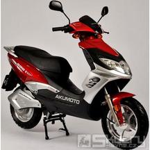 Elektrický skútr Akumoto 600/L120 (3kW) - barva červená/stříbrná