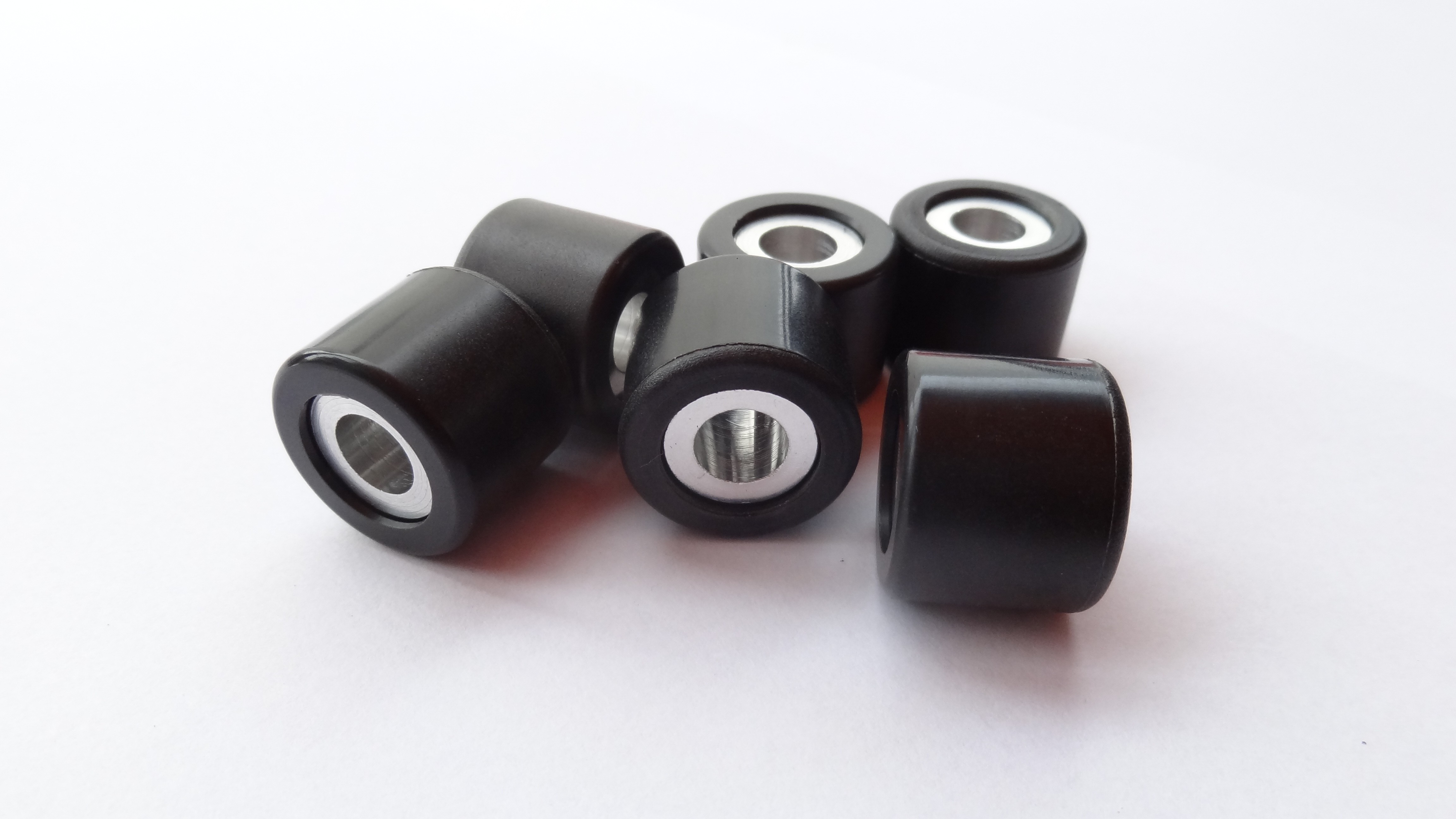 Originální válečky variátoru Piaggio 19x15,5mm - 6,4gr. = CM1102015