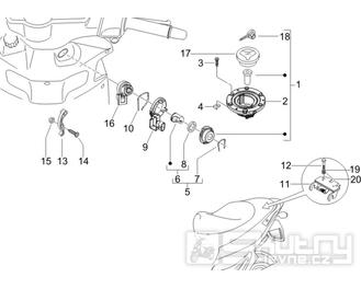 2.46 Zámky - Gilera Runner 200 VXR 4T LC Race 2006 UK (ZAPM46200)