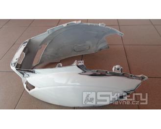 Podsedlový plast bílý - Piaggio Zip SP2