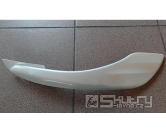 Horní díl levého madla rukojeti Piaggio X10 - barva bílá (566)