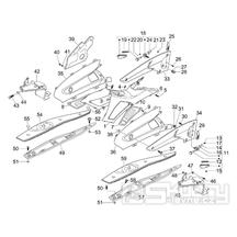 2.31 Středový plast, stupačky - Gilera Nexus 300ie 4T LC 2009-2011 (ZAPM35600)