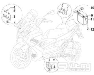 6.05 Baterie, houkačka, relé - Gilera Nexus 125ie 4T LC 2008 (ZAPM35700)