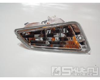 Levý přední blinkr pro skútry Vespa GT