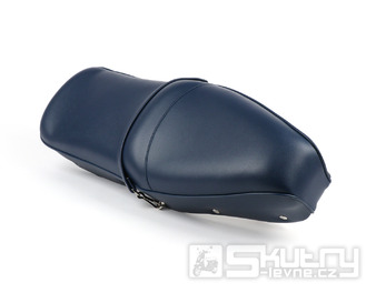 Sedlo BGM PRO Pegasus nýtované se štítkem, modré, pro Lambretta LI, LI S, SX, TV, DL, GP