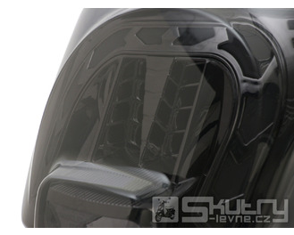 Zadní LED světlo Moto Nostra Arrows pro Vespa GTS od 2019, sklo černé, rámeček chrom