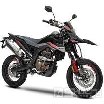 Malaguti XSM 125 ABS - barva černá