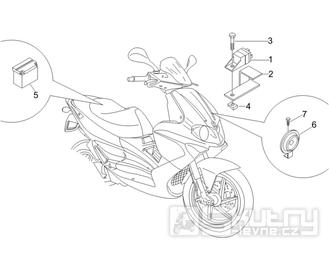 6.05 Baterie, houkačka, relé - Gilera Runner 200 VXR Race 2006 UK (ZAPM46300)