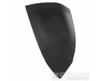 Right trailing spoiler