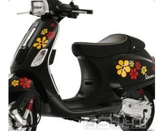 Nálepky kytky červeno/oranžové - Vespa S